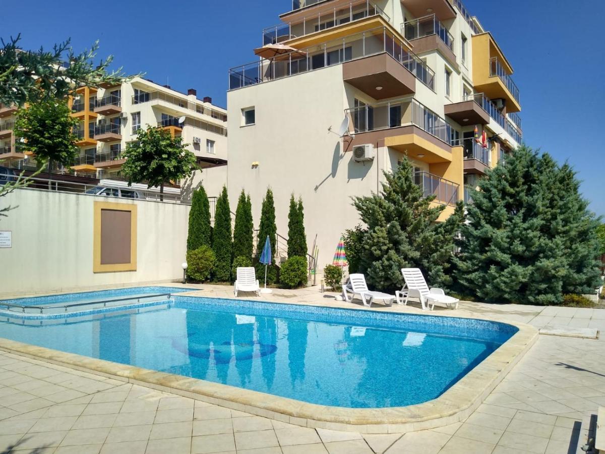 Byala-Apartment-Valmira Byala  Ngoại thất bức ảnh
