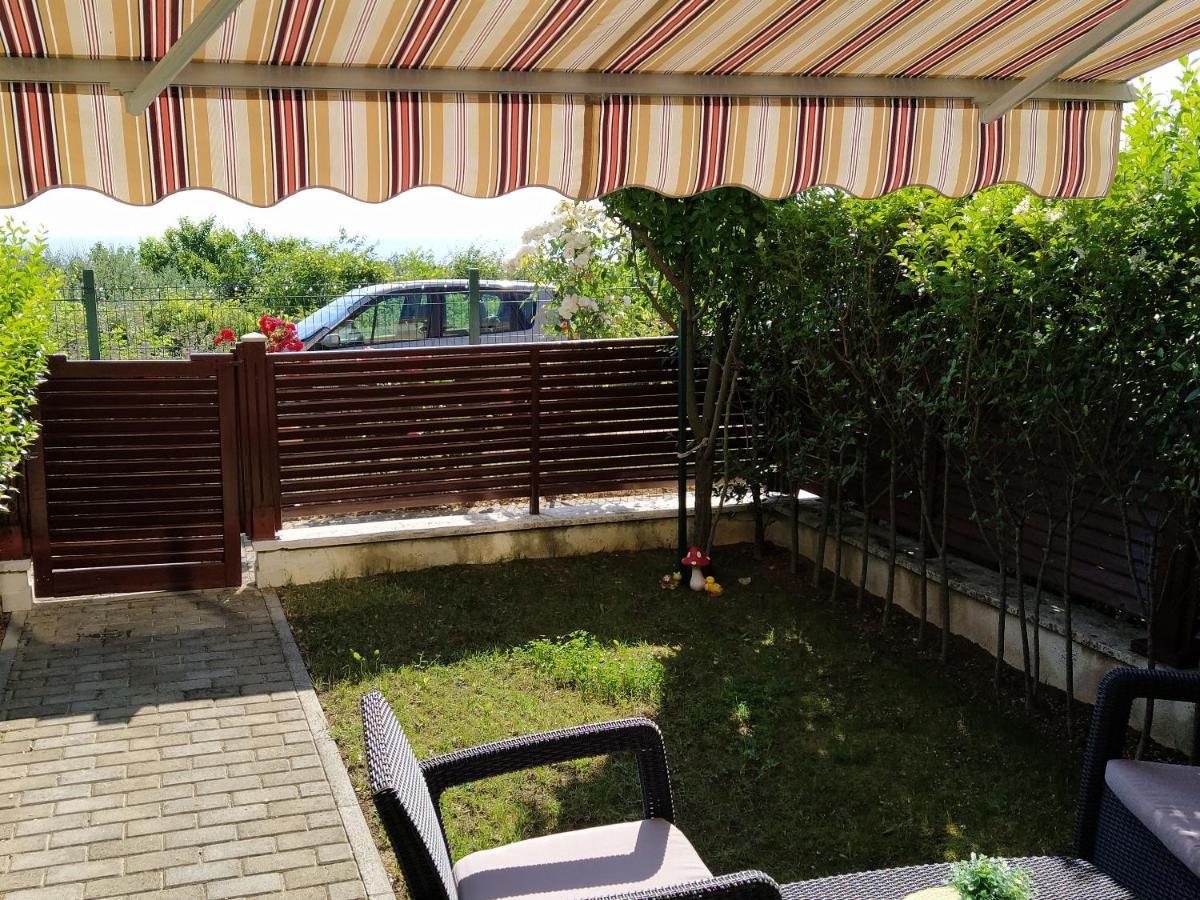 Byala-Apartment-Valmira Byala  Ngoại thất bức ảnh